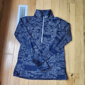(S) Under Armour half zip jacket